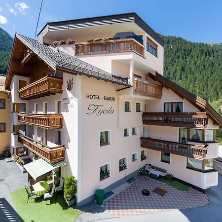 Hotel Garni Tyola Ішгль Екстер'єр фото