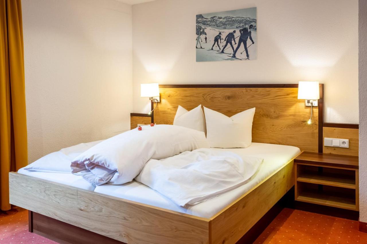 Hotel Garni Tyola Ішгль Екстер'єр фото